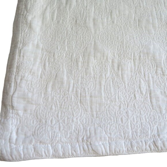 Eileen Fisher Matelassé Pillow Sham White Organic Cotton 1 One Standard Size - Picture 1 of 16